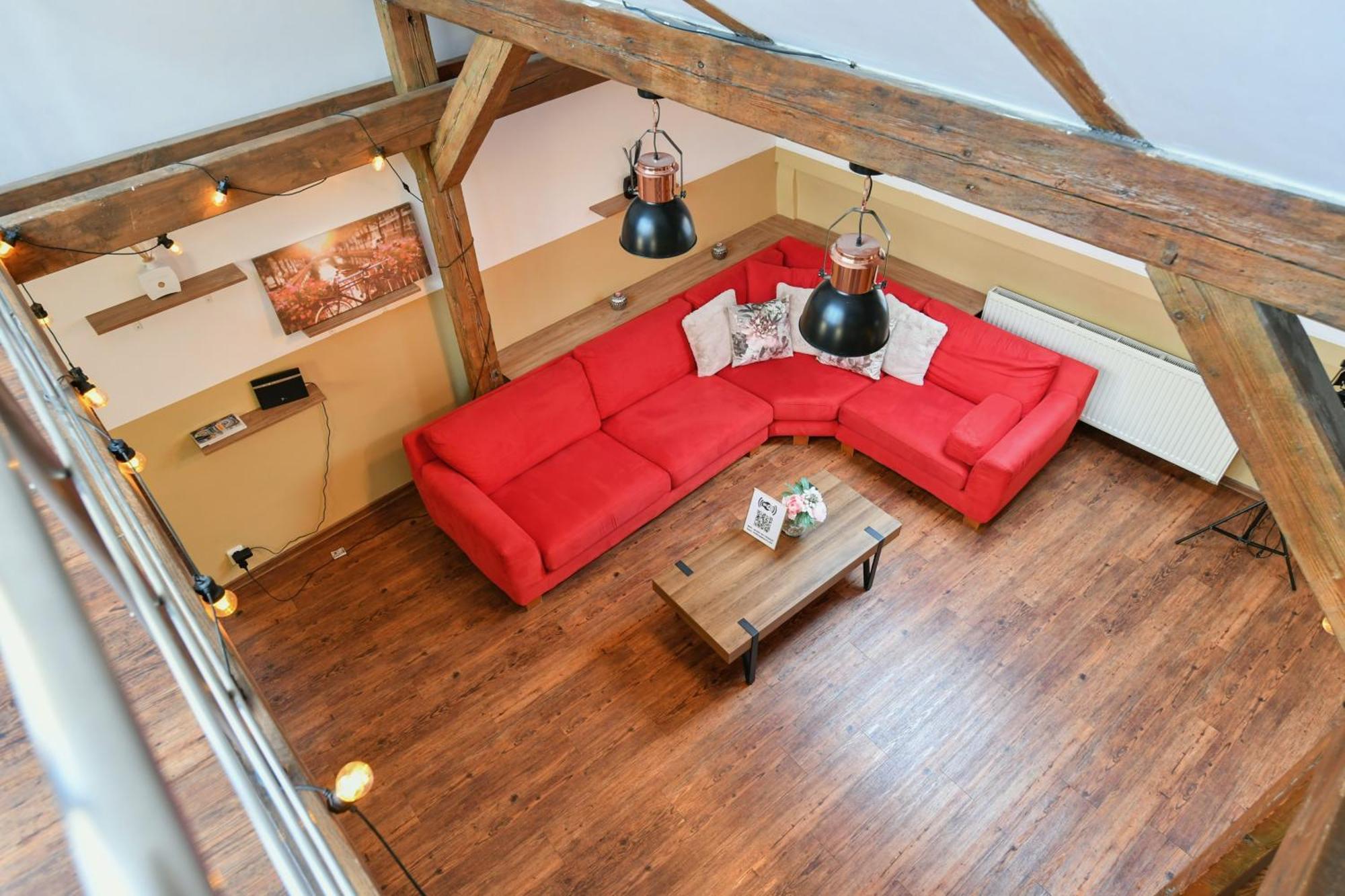 Amazing Charles Bridge Apartment Praha Bagian luar foto